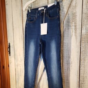 **NWT**  KanCan Dark Blue Skinny Jeans 7/27